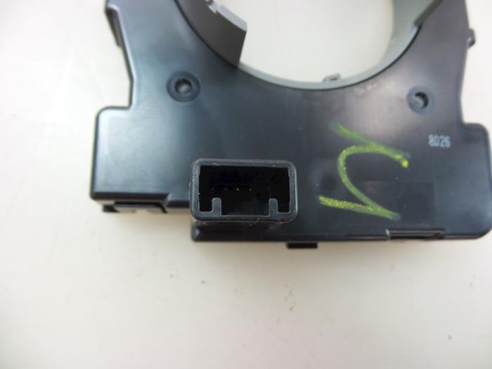 Styrvinkelsensor från en Mazda 2 (DJ/DL) 1.5 SkyActiv-G 90 2019