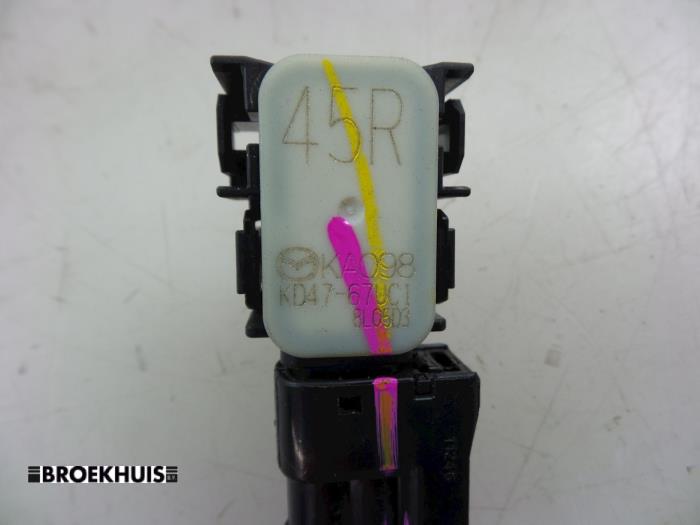 Parkeringssensorset från en Mazda 2 (DJ/DL) 1.5 SkyActiv-G 90 2019