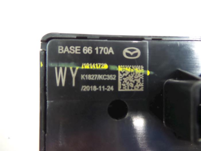 Tryckströmvakt från en Mazda 2 (DJ/DL) 1.5 SkyActiv-G 90 2019