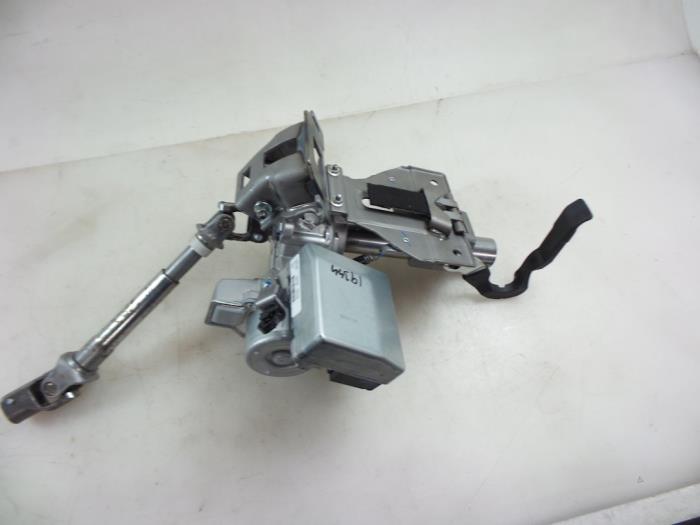 Elservostyrningsenhet från en Mazda 2 (DJ/DL) 1.5 SkyActiv-G 90 2019