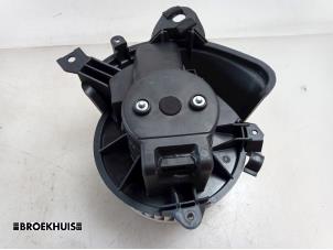 Gebruikte Chaufage Ventilatiemotor Fiat Doblo Cargo (263) 1.4 T-Jet 16V Natural Power Prijs € 36,30 Inclusief btw aangeboden door Autobedrijf Broekhuis B.V.