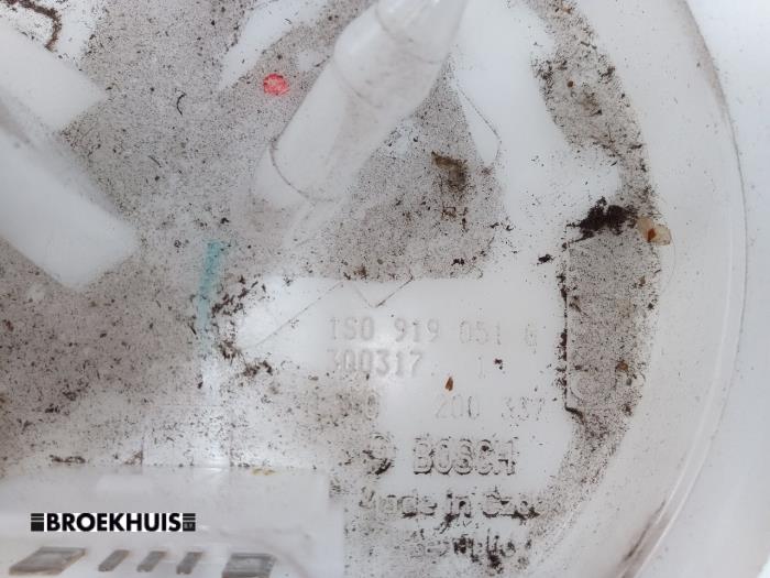 Elektrisk bränslepump från en Volkswagen Up! (121) 1.0 12V 60 2017