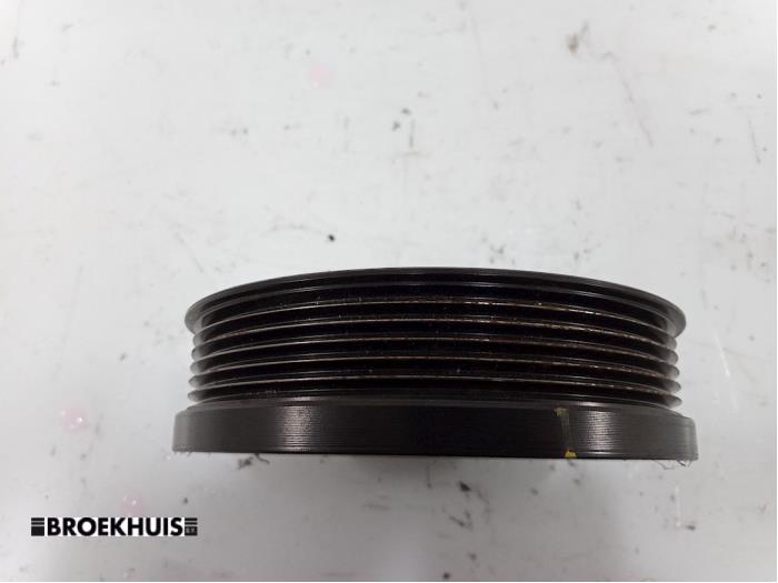 Remskiva, vevaxel från en Volkswagen Up! (121) 1.0 12V 60 2017