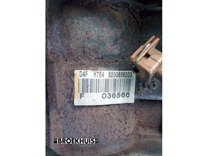 Motor från en Renault Clio III Estate/Grandtour (KR) 1.2 16V TCE 100 2008