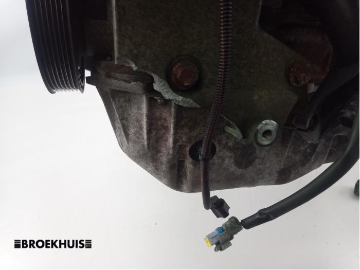 Motor från en Renault Clio III Estate/Grandtour (KR) 1.2 16V TCE 100 2008