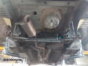 Begagnade Bakre drivaxel Renault Clio III Estate/Grandtour (KR) 1.2 16V TCE 100 Pris € 100,00 Marginaltabell erbjuds av Autobedrijf Broekhuis B.V.