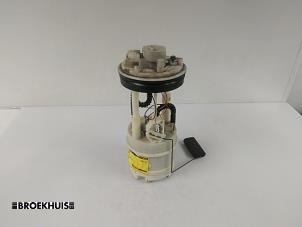 Gebruikte Tank element Pomp Lancia Delta (836) 1.6 16V HPE Prijs € 20,00 Margeregeling aangeboden door Autobedrijf Broekhuis B.V.