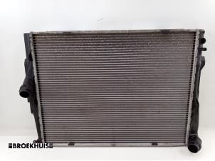 Begagnade Kylare BMW Z4 Roadster (E89) sDrive 23i 2.5 24V Pris € 75,00 Marginaltabell erbjuds av Autobedrijf Broekhuis B.V.