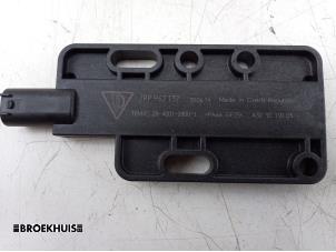 Gebruikte Module keyless vehicle Porsche Macan (95B) 3.6 V6 24V Turbo Prijs € 15,00 Margeregeling aangeboden door Autobedrijf Broekhuis B.V.