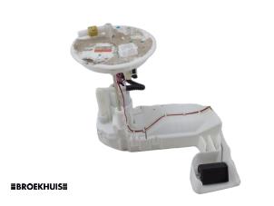 Gebruikte Brandstofpomp Elektrisch Suzuki Celerio (LF) 1.0 12V Prijs € 35,00 Margeregeling aangeboden door Autobedrijf Broekhuis B.V.