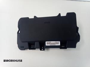 Gebruikte Airbag knie links Kia Picanto (TA) 1.0 12V Prijs € 50,00 Margeregeling aangeboden door Autobedrijf Broekhuis B.V.