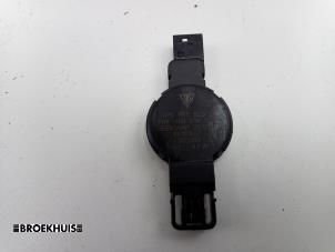 Begagnade Regnsensor Porsche Cayenne II (92A) 3.0 D V6 24V Pris € 60,00 Marginaltabell erbjuds av Autobedrijf Broekhuis B.V.