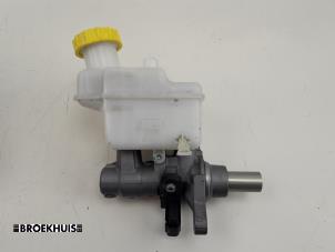Gebruikte Hoofdremcilinder MG ZS EV Prijs € 60,00 Margeregeling aangeboden door Autobedrijf Broekhuis B.V.