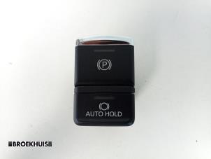 Begagnade Brytare, parkeringsbroms Mitsubishi Outlander (GF/GG) 2.0 16V 4x2 Pris € 30,00 Marginaltabell erbjuds av Autobedrijf Broekhuis B.V.