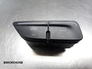 Begagnade Uppvärmningsbrytare, framruta Ford Focus 3 Wagon 1.0 Ti-VCT EcoBoost 12V 100 Pris € 10,00 Marginaltabell erbjuds av Autobedrijf Broekhuis B.V.