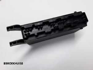 Begagnade Dator, belysningsmodul Mercedes C Combi (S202) 2.5 C-250 TDT 20V Pris € 15,00 Marginaltabell erbjuds av Autobedrijf Broekhuis B.V.