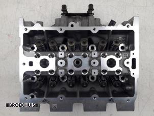 Begagnade Topplock Volkswagen Golf VII (AUA) 1.0 TSI 12V BlueMotion Pris € 150,00 Marginaltabell erbjuds av Autobedrijf Broekhuis B.V.