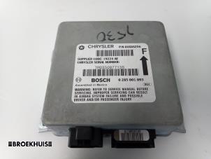 Używane Modul poduszki powietrznej Dodge Mini Ram Van 2.5 TD Cena € 35,00 Procedura marży oferowane przez Autobedrijf Broekhuis B.V.
