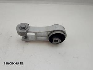 Begagnade Fäste, växellåda Chrysler Pacifica 3.6 V6 24V Pris € 50,00 Marginaltabell erbjuds av Autobedrijf Broekhuis B.V.