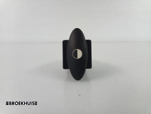 Begagnade Brytare Citroen C5 I Break (DE) 2.0 HDi 90 Pris € 5,00 Marginaltabell erbjuds av Autobedrijf Broekhuis B.V.