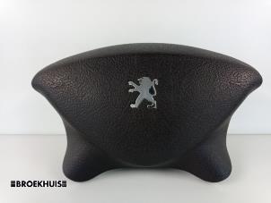 Gebruikte Airbag links (Stuur) Peugeot 807 2.2 HDiF 16V Prijs € 40,00 Margeregeling aangeboden door Autobedrijf Broekhuis B.V.