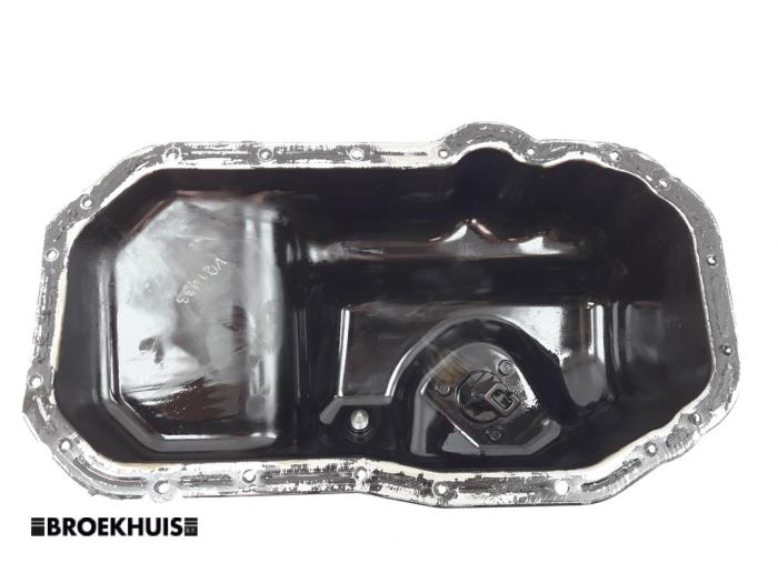 Oljetråg från en Volkswagen Golf VI (5K1) 1.2 TSI BlueMotion 2010