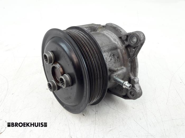 Vattenpump från en Volkswagen Golf VI (5K1) 1.2 TSI BlueMotion 2010