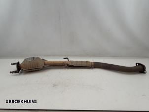 Używane Katalizator Suzuki Grand Vitara II (JT) 2.0 16V Cena € 200,00 Procedura marży oferowane przez Autobedrijf Broekhuis B.V.