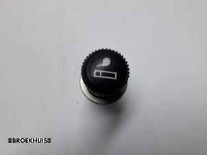 Begagnade Tändare Hyundai H-100 2.5 Diesel Pris € 2,50 Marginaltabell erbjuds av Autobedrijf Broekhuis B.V.