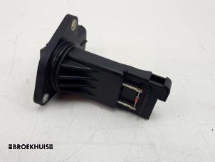 Gebruikte Luchtmassameter Mitsubishi Space Star (A0) 1.0 12V Prijs € 25,00 Margeregeling aangeboden door Autobedrijf Broekhuis B.V.