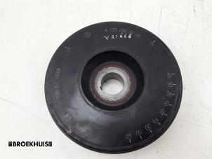 Używane Kolo pasowe walu korbowego Mercedes GLA AMG (156.9) 2.0 45 AMG Turbo 16V Cena € 80,00 Procedura marży oferowane przez Autobedrijf Broekhuis B.V.