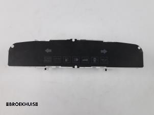 Gebruikte Display Interieur Hyundai Matrix 1.8 16V Prijs € 20,00 Margeregeling aangeboden door Autobedrijf Broekhuis B.V.