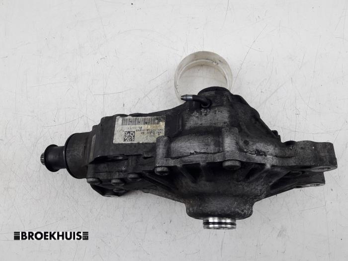 Främre differential från en Land Rover Range Rover Velar (LY) 3.0 D300 AWD 2018