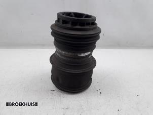 Begagnade Luftfjäder Landrover Range Rover Velar (LY) 3.0 D300 AWD Pris € 200,00 Marginaltabell erbjuds av Autobedrijf Broekhuis B.V.