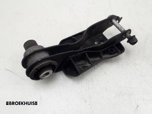 Begagnade Bakre gaffelben, vänster Landrover Range Rover Velar (LY) 3.0 D300 AWD Pris € 35,00 Marginaltabell erbjuds av Autobedrijf Broekhuis B.V.