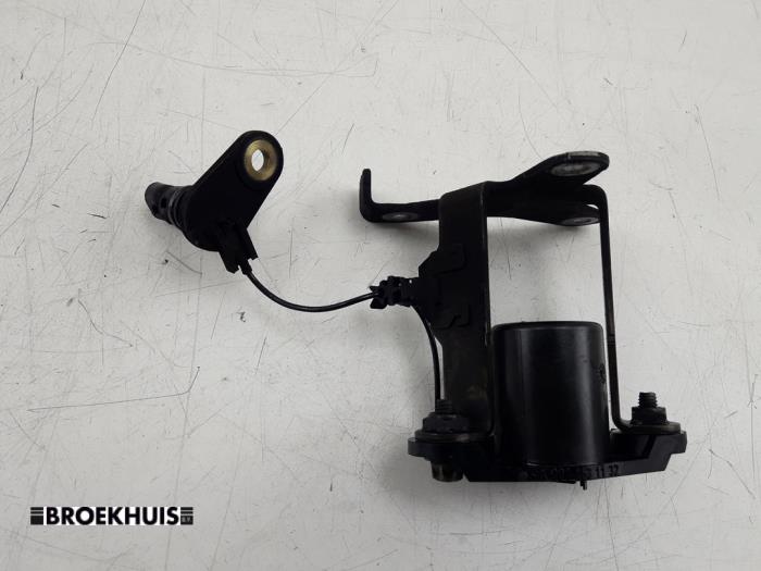 Oljenivåsensor från en Mercedes-Benz ML II (164/4JG) 3.0 ML-280 CDI 4-Matic V6 24V 2008