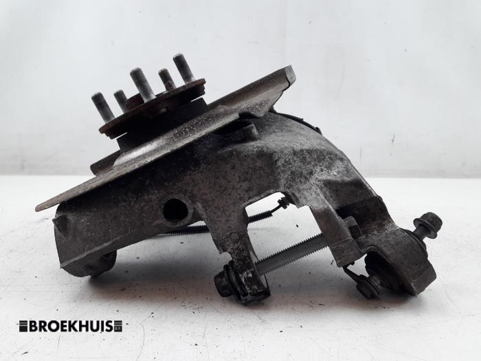 Spindel, höger bak från en Land Rover Range Rover Velar (LY) 3.0 D300 AWD 2018