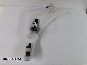 Begagnade Spolartank, vindruta Audi TT Roadster (8J9) 3.2 V6 24V Quattro Pris € 40,00 Marginaltabell erbjuds av Autobedrijf Broekhuis B.V.