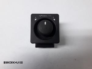 Begagnade Spegelspak Landrover Freelander Hard Top 1.8 16V Pris € 10,00 Marginaltabell erbjuds av Autobedrijf Broekhuis B.V.