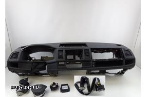 Używane Zestaw poduszek powietrznych + deska rozdzielcza Volkswagen Transporter T6 2.0 TDI Cena € 1.149,50 Z VAT oferowane przez Autobedrijf Broekhuis B.V.