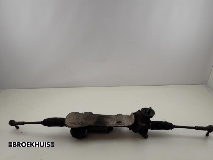 Servostyrningsbox från en Skoda Superb Combi (3TAC/TAF) 1.6 TDI 2015