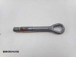 Gebruikte Sleepoog voor Mercedes E (C238) E-200 EQ Boost 2.0 Turbo 16V Prijs € 10,00 Margeregeling aangeboden door Autobedrijf Broekhuis B.V.