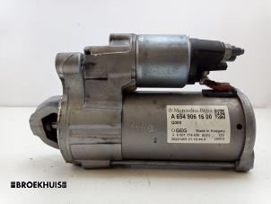 Gebruikte Startmotor Mercedes Sprinter 3,5t (907.6/910.6) 311 CDI 2.0 D RWD Prijs € 60,50 Inclusief btw aangeboden door Autobedrijf Broekhuis B.V.