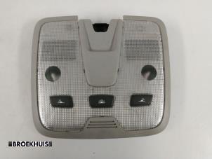 Gebruikte Binnenverlichting voor Volvo S60 I (RS/HV) 2.4 D5 20V Prijs € 15,00 Margeregeling aangeboden door Autobedrijf Broekhuis B.V.