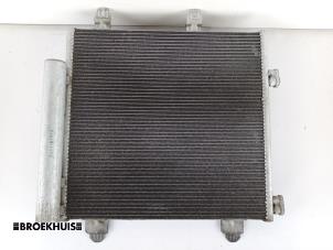 Begagnade AC-radiator Citroen C1 1.0 Vti 68 12V Pris € 40,00 Marginaltabell erbjuds av Autobedrijf Broekhuis B.V.