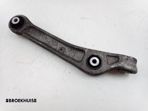 Begagnade Främre gaffelben, vänster Audi A4 Avant (B9) 2.0 TDI 16V Quattro Pris € 40,00 Marginaltabell erbjuds av Autobedrijf Broekhuis B.V.