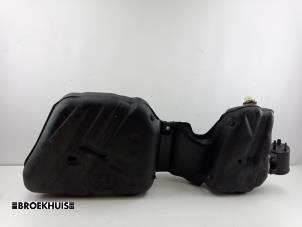 Gebruikte Tank BMW 4 serie Gran Coupe (F36) 420i 2.0 TwinPower Turbo 16V Prijs € 200,00 Margeregeling aangeboden door Autobedrijf Broekhuis B.V.