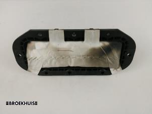 Używane Poduszka powietrzna prawa (deska rozdzielcza) Landrover Range Rover Sport (L1) 3.0 V6 P460e Cena € 450,00 Procedura marży oferowane przez Autobedrijf Broekhuis B.V.