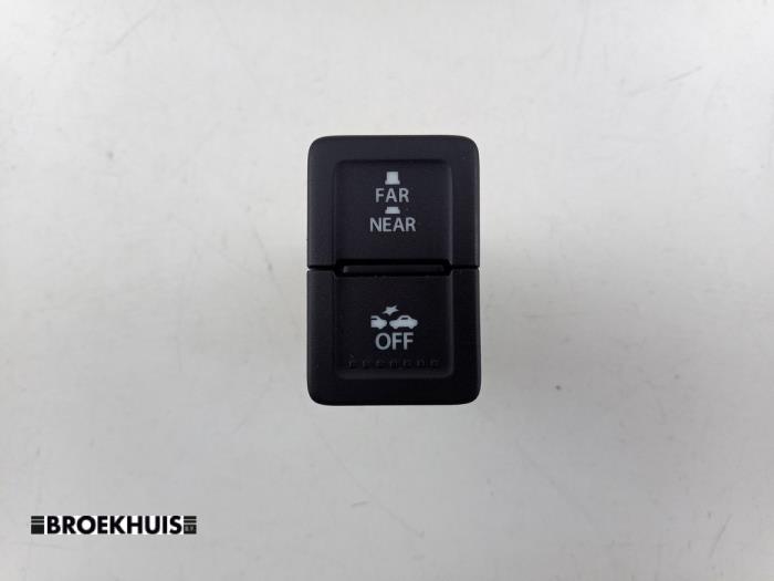 Brytare från en Suzuki Vitara (LY/MY) 1.4 S Turbo 16V 2017