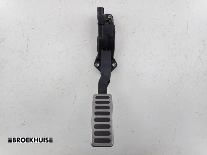 Gaspedal från en Suzuki Vitara (LY/MY) 1.4 S Turbo 16V 2017